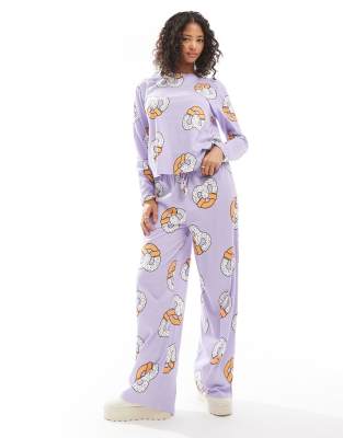 ASOS DESIGN - Pretzel - Pyjama aus langärmligem Oberteil und Hose in Flieder-Lila