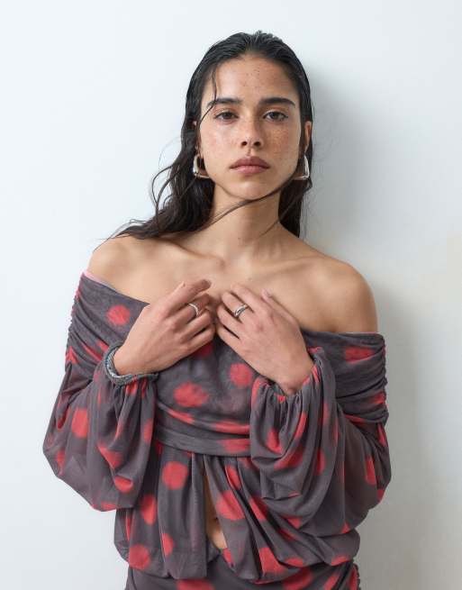 ASOS DESIGN prickig bardot-miniklänning med djup urringning och extra vida blusärmar i svart, 4 av 5
