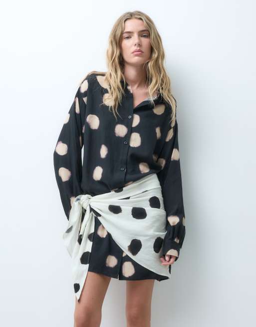 ASOS DESIGN prickig skjortklänning med kontrastscarf, 4 av 4