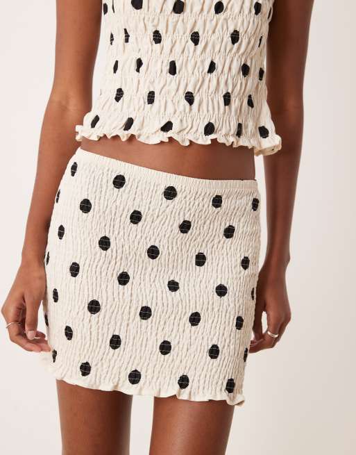 ASOS DESIGN – Prickig, smockad minikjol i linnemix, 3 av 5