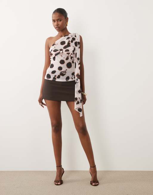 ASOS DESIGN printed mesh one shoulder sash top with bandeau detail in pink abstract spot, 3 of 4