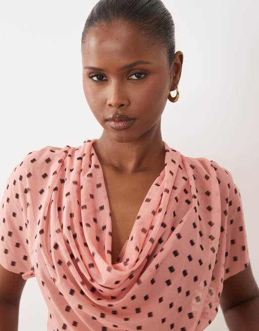 ASOS DESIGN printed mesh v neck short sleeve top in coral geometric (part of a set), 4 of 4