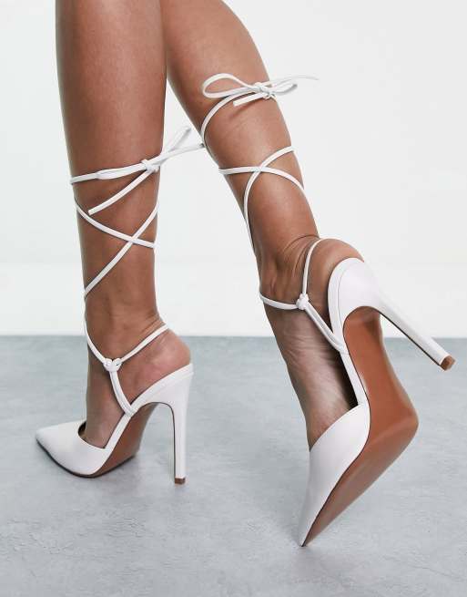 ASOS DESIGN - Prize - Schoenen met hoge hak en brede pasvorm, strikbanden in wit, 3 van 4