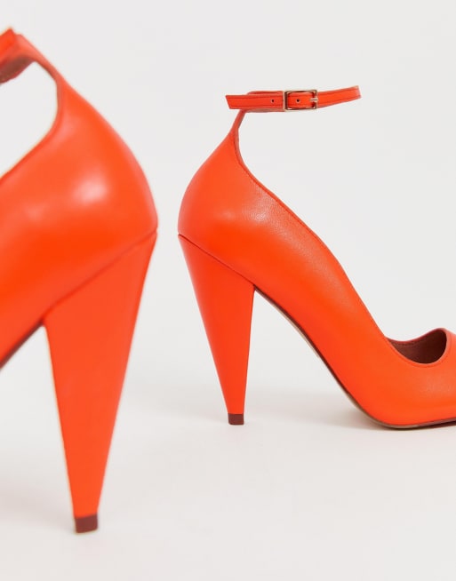 Bright shop coral heels