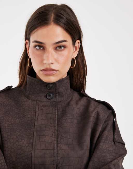 ASOS DESIGN PU utility micro mini overhemdjurk in donkerbruin, 4 van 4