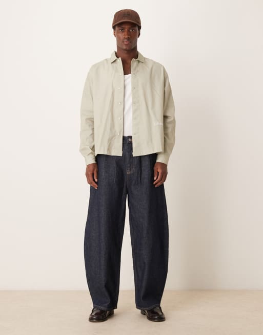ASOS DESIGN – Pudełkowa koszula oversize w kolorze jasnego khaki z haftem, 2 z 4