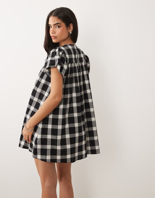 ASOS DESIGN puff sleeve baby doll mini dress in mono check, 4 of 4