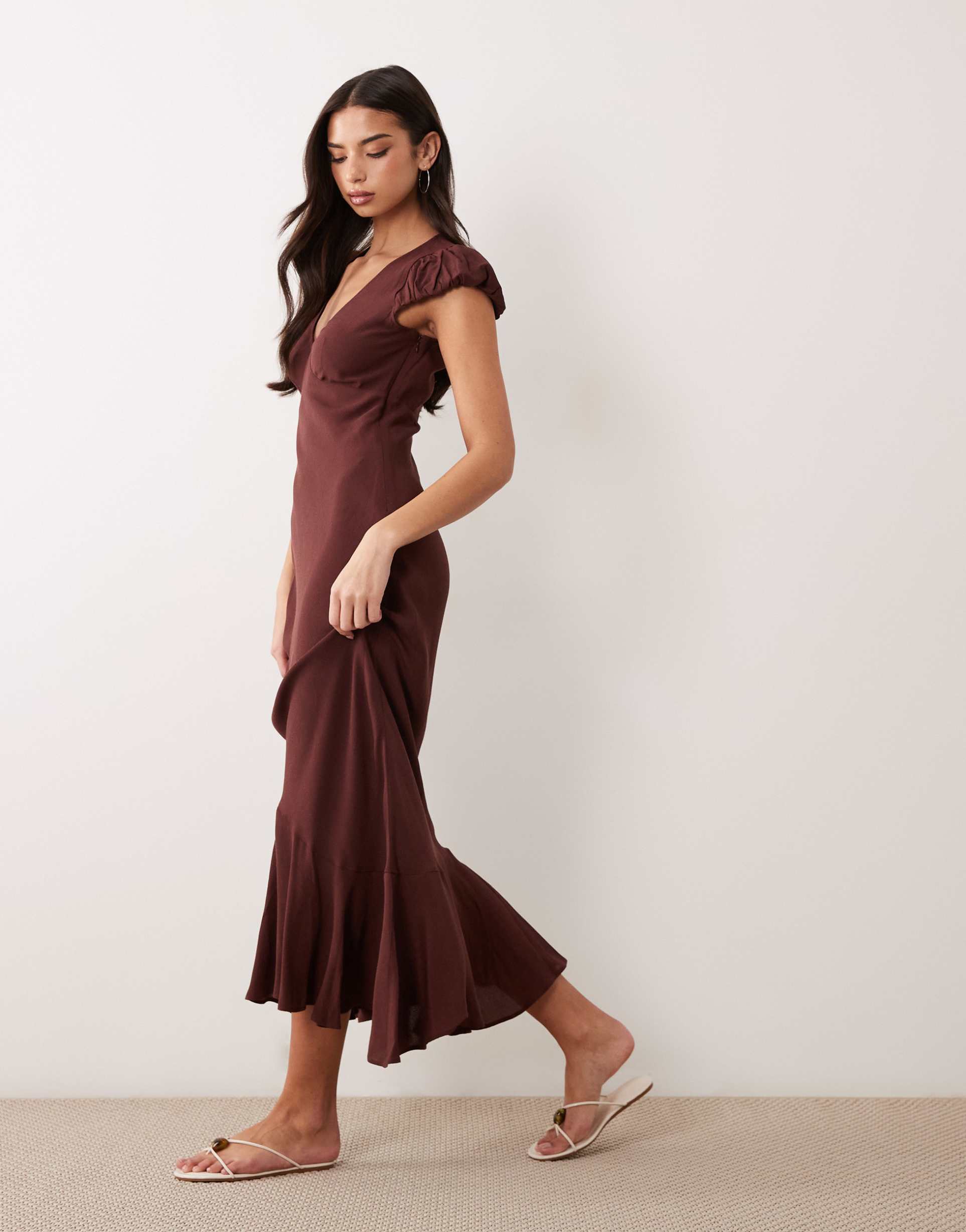 asos design puff sleeve v-neck maxi tea dress in chocolate