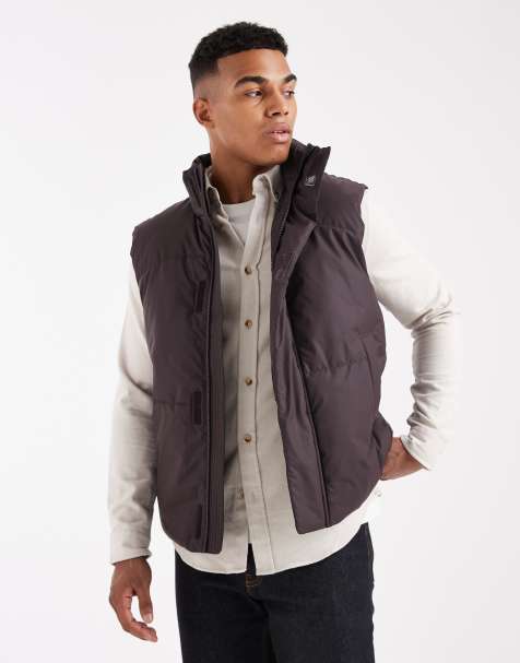 ASOS DESIGN puffer gilet in burgundy - view 1