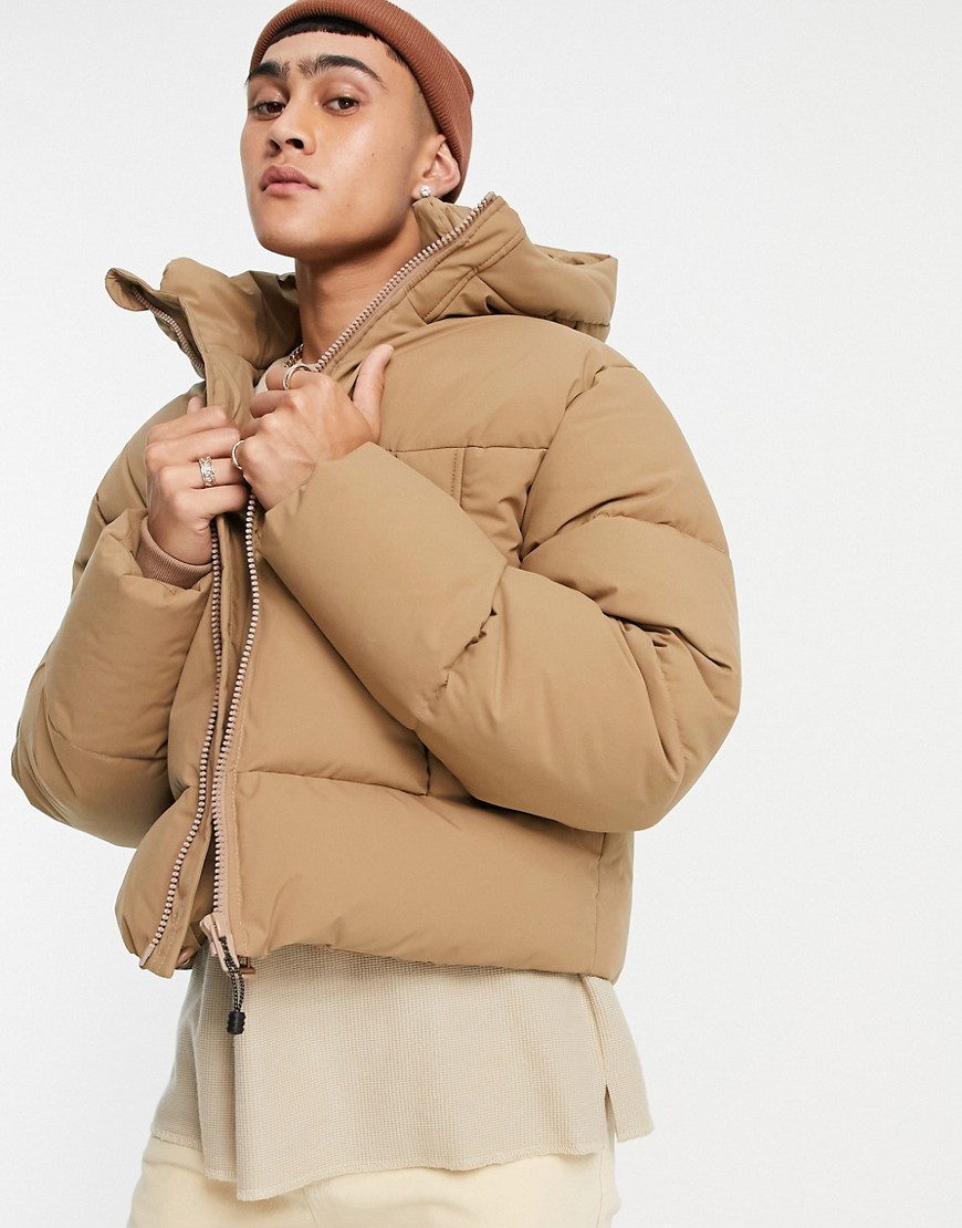 ASOS DESIGN puffer jacket with hood in camel-Neutral