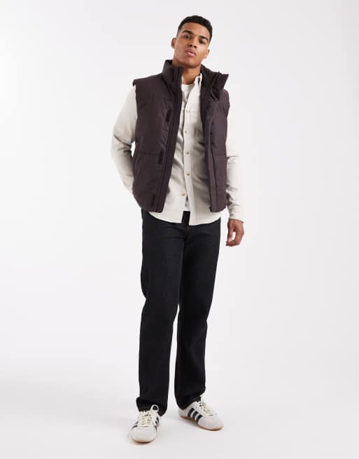 ASOS DESIGN puffer vest in burgundy, 2 of 5