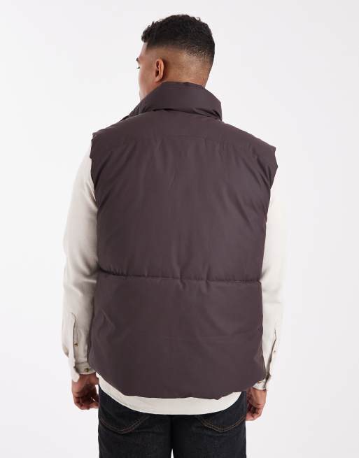 ASOS DESIGN puffer vest in burgundy, 3 of 5