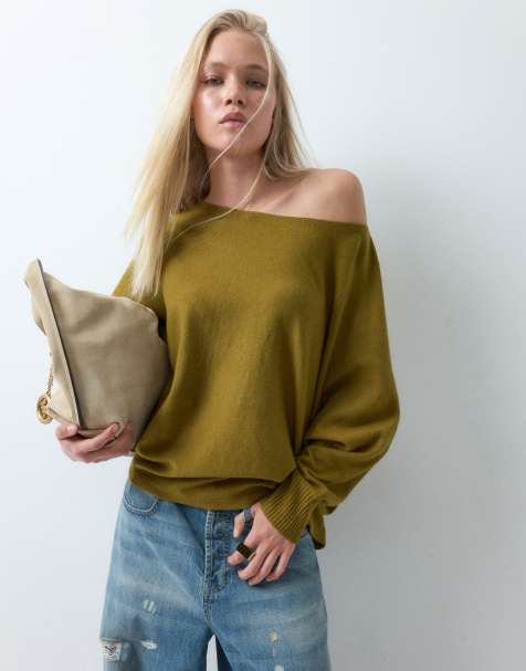 ASOS DESIGN pull asymétrique à épaules dénudées à manches chauve-souris en olive - view 1