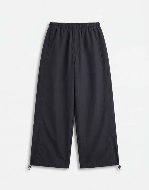 ASOS DESIGN pull on balloon trouser in black, 6 of 9