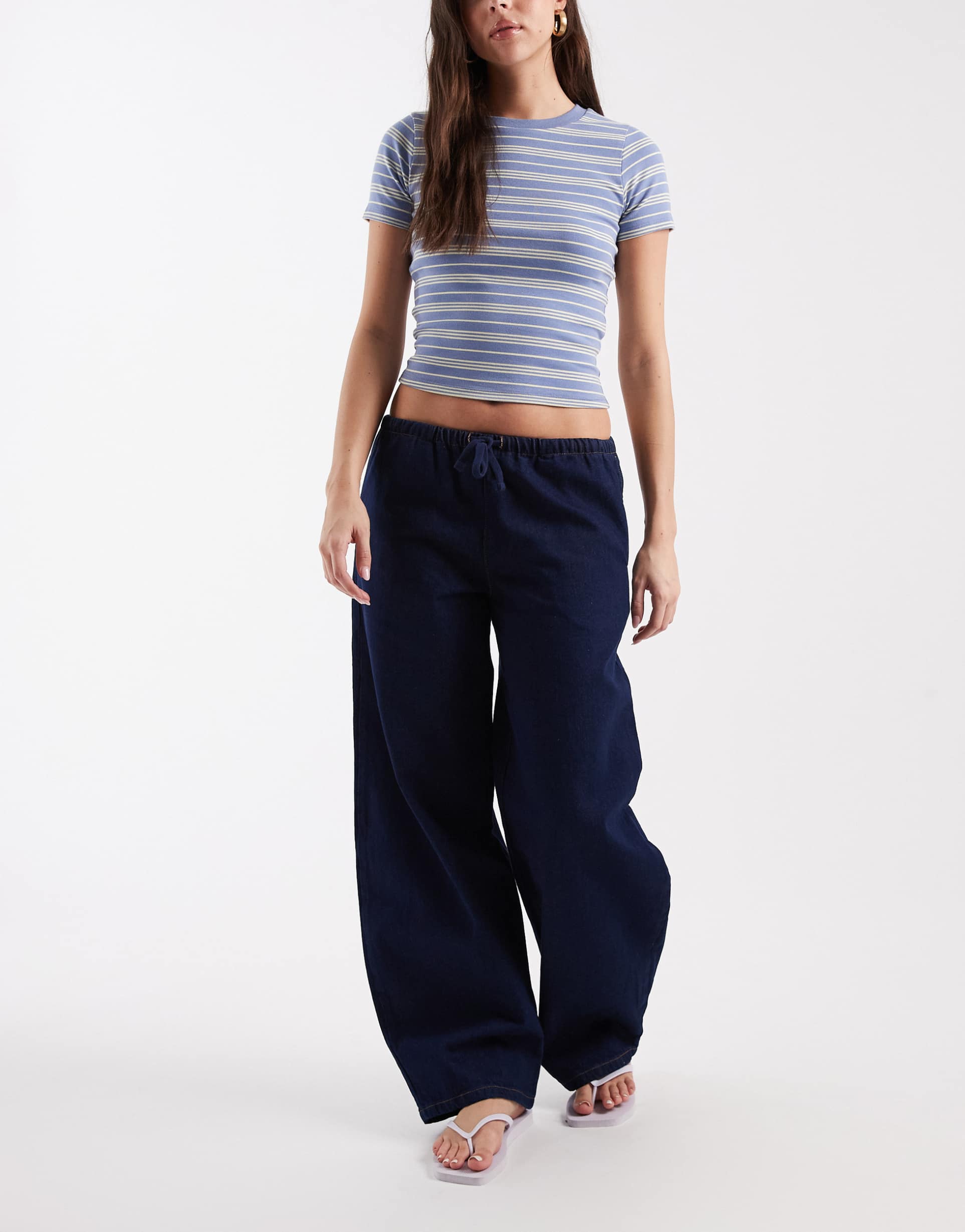 asos design pull on barrel leg jeans in indigo