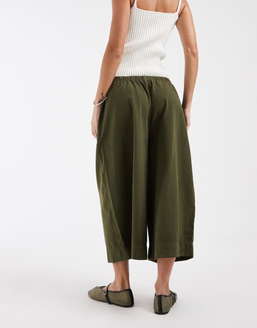 ASOS DESIGN pull on bermuda short in khaki, 3 of 5