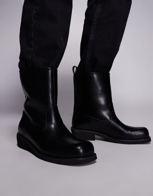 ASOS DESIGN pull on boots in black with contrast edges, 2 of 4