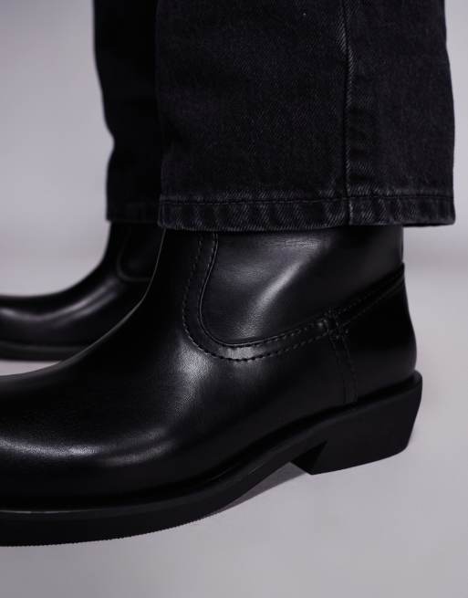 ASOS DESIGN pull on boots in black with contrast edges, 4 of 4