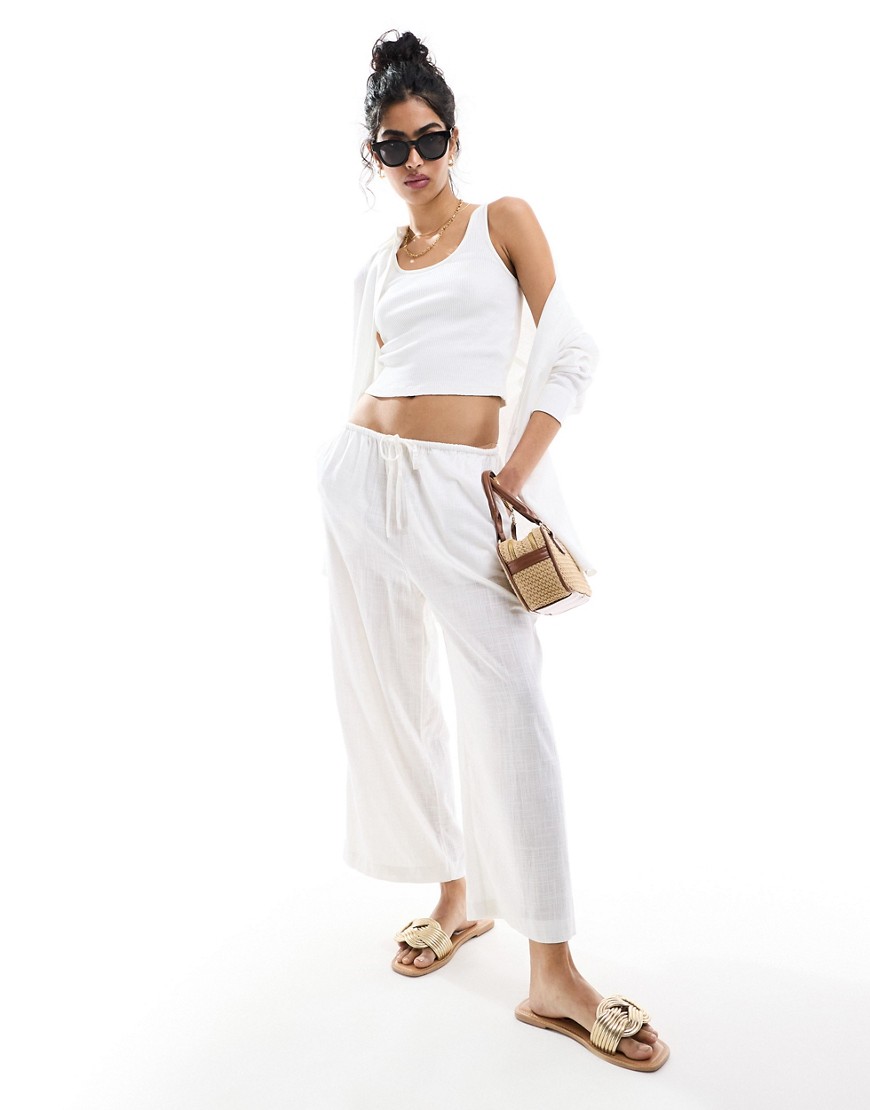 ASOS DESIGN pull on culotte with linen in white