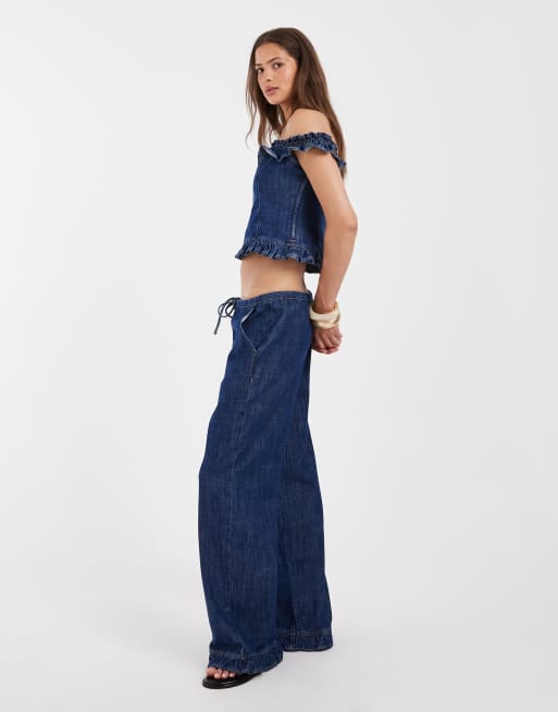 ASOS DESIGN – Pull-on-Jeans in Mittelblau mit Rüschen, Kombiteil, 2 von 5