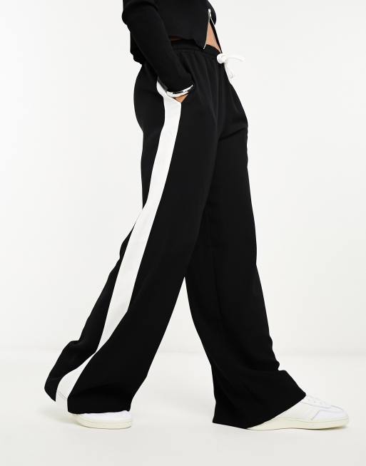 ASOS DESIGN pull on pants with contrast panel in black | ASOS