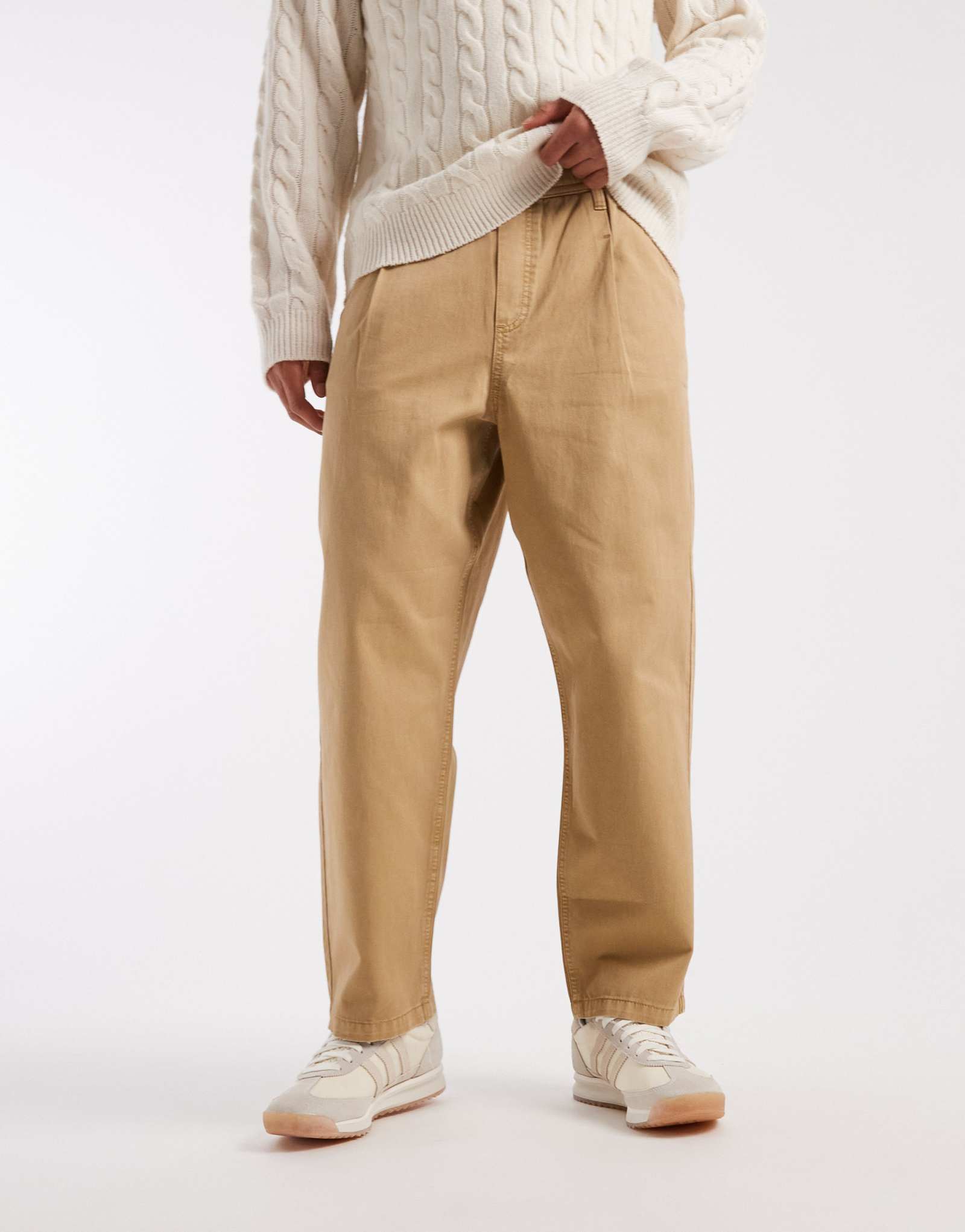 Зауженные брюки свободного кроя от ASOS DESIGN бежевого цвета