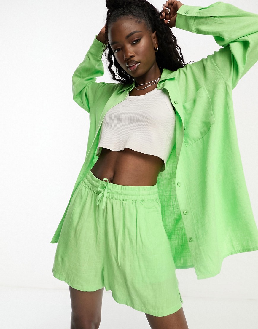 ASOS DESIGN pull on short with linen in apple green