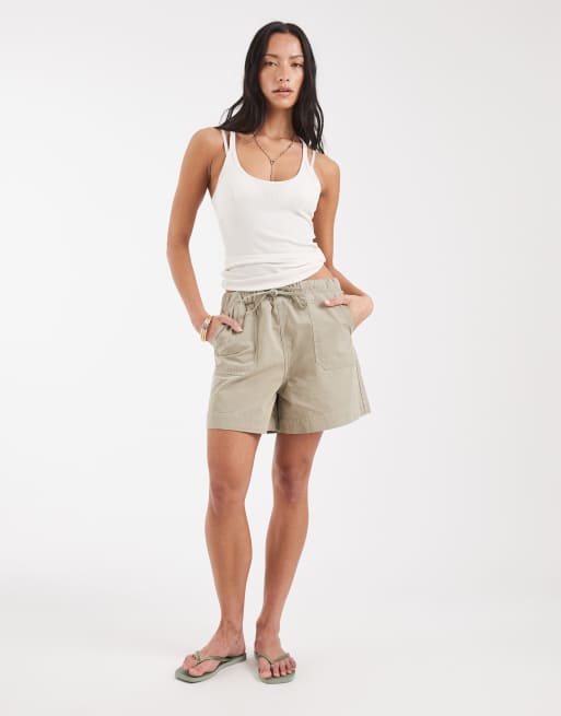 ASOS DESIGN pull on-shorts i khaki, 2 av 5