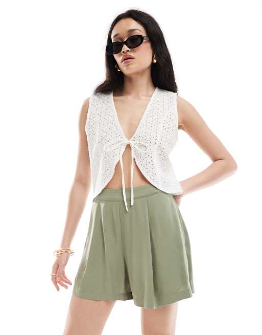 ASOS DESIGN pull on shorts in olive, 3 of 5