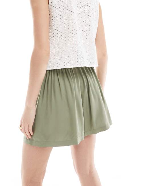 ASOS DESIGN pull on shorts in olive, 5 of 5