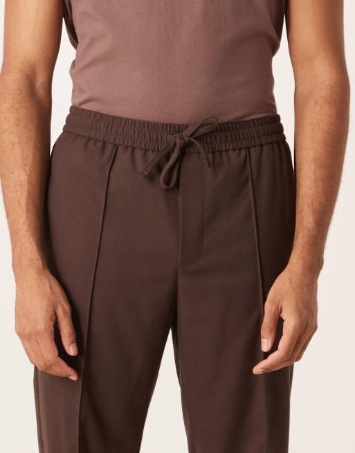 ASOS DESIGN pull on smart tapered trousers in brown flannel with pintuck, 4 of 5