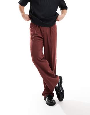 pull on smart wide leg pants in burgundy-Red