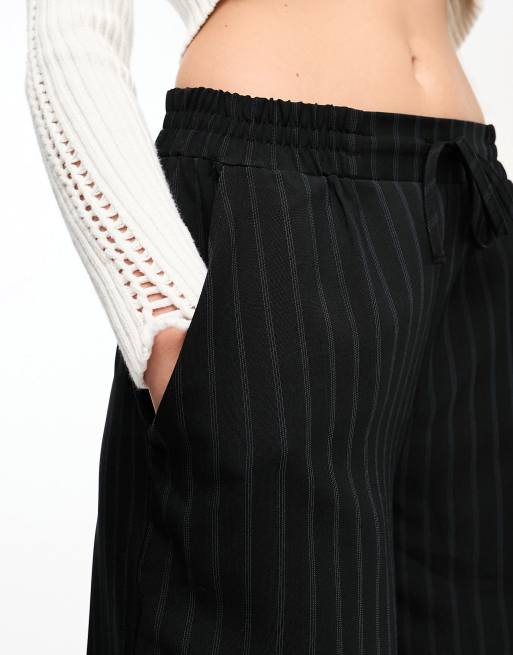 ASOS DESIGN pull on trouser in black stripe