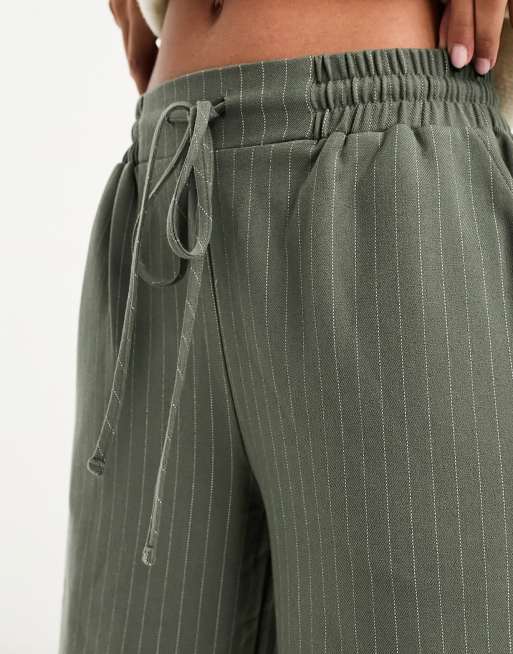 ASOS DESIGN pull on trouser in khaki stripe