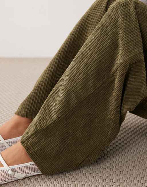 ASOS DESIGN pull on waist wide leg cord trousers in dark khaki, 4 of 5