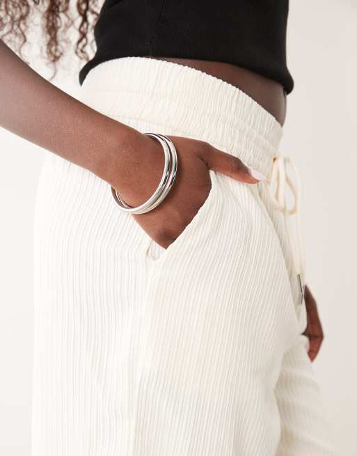 ASOS DESIGN pull on waist wide leg cord trousers in eggnog, 4 of 5