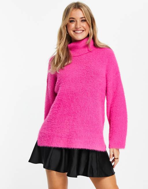 ASOS DESIGN - Pull oversize en maille duveteuse à col bénitier - Rose