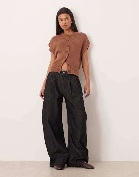 ASOS DESIGN - Pull sans manches boutonné coupe décontractée - Moka - view 1