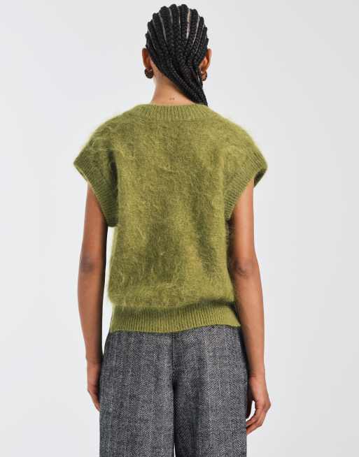 ASOS DESIGN - Pull sans manches coupe carrée en mohair mélangé de qualité supérieure avec col V montant - Olive, 4 de 4
