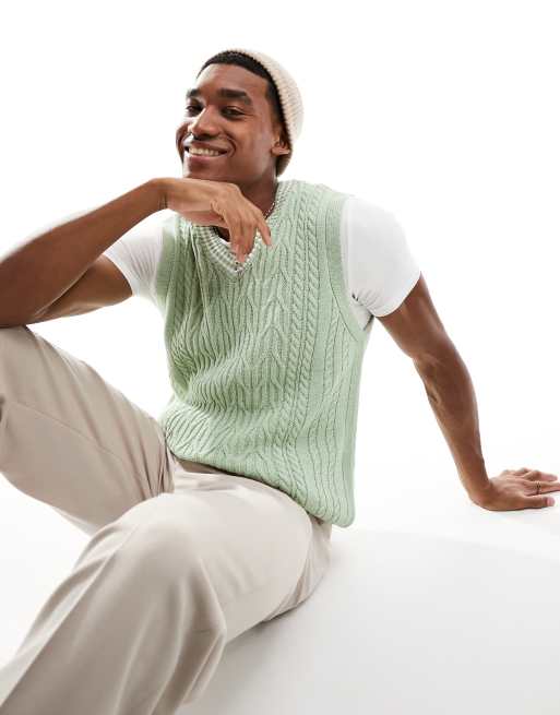 ASOS DESIGN - Pull sans manches en maille torsadée à col en V et liserés blancs - Vert sauge