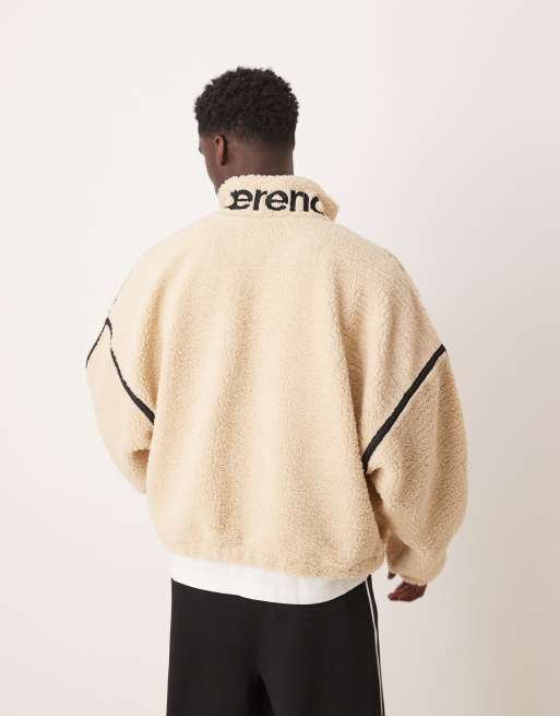 ASOS DESIGN - Pull ultra oversize coupe carrée en polaire imitation peau de mouton avec col zippé et broderies - Écru , 3 de 4