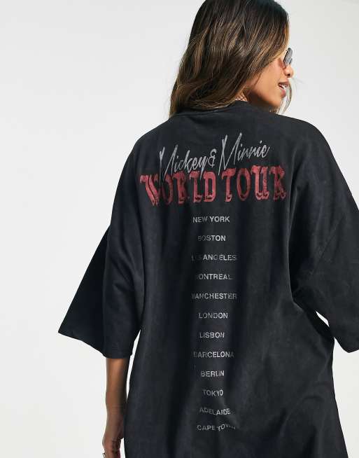 ASOS DESIGN - Punk Mickey - T-shirt oversize unisex nero slavato con stampe Disney, 2 di 4