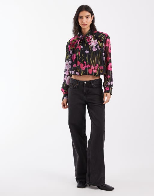 ASOS DESIGN pussybow blouse in floral print, 2 of 4