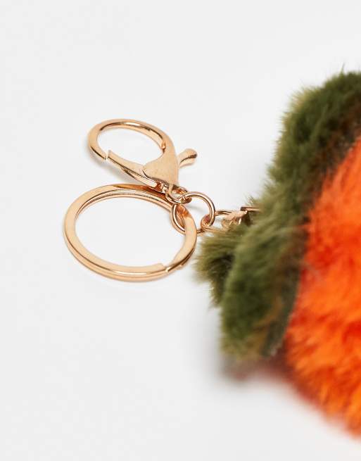 ASOS DESIGN – Puszysta zawieszka w kształcie mandarynki, 3 z 3