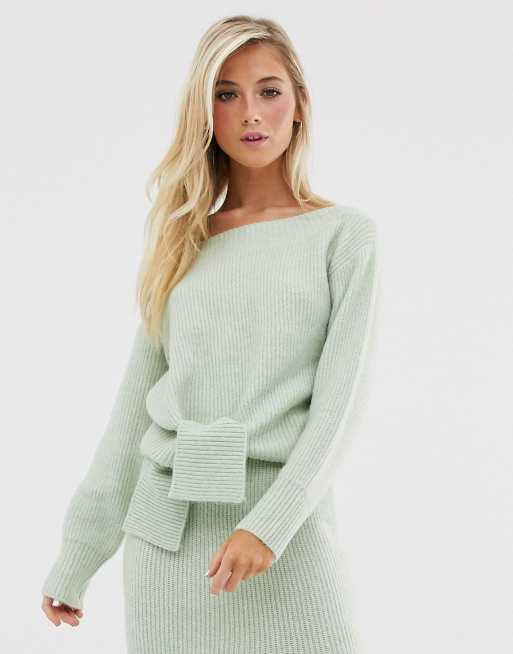 ASOS DESIGN – Zestaw puszysty sweter z odsłoniętymi ramionami i ozdobnym wiązaniem i spódnica midi, 2 z 3