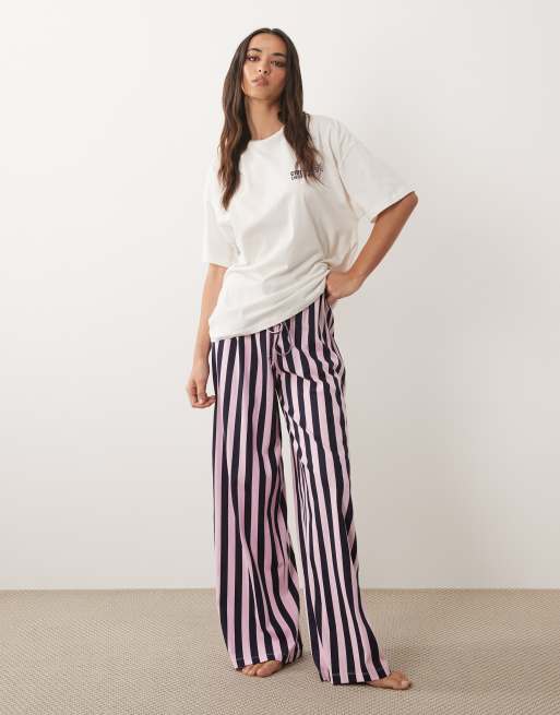 ASOS DESIGN – Pyjama aus kurzärmligem Oberteil mit Käse- und Weingrafik und Hose, 3 von 4