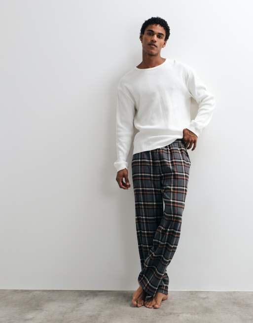 ASOS DESIGN pyjama bottoms with check print in beige, 3 of 4