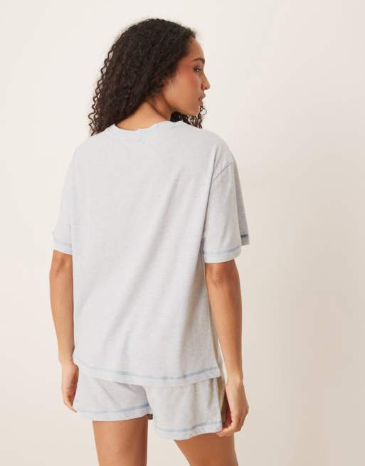 ASOS DESIGN – Pyjama in blau meliert, bestehend aus Oversize-T-Shirt und Shorts, 3 von 4