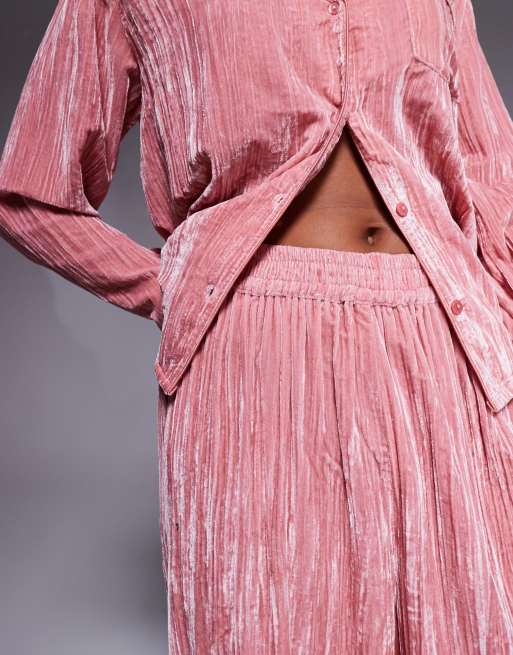 ASOS DESIGN – Pyjama-Set in Rosa mit samtiger Struktur, 4 von 4