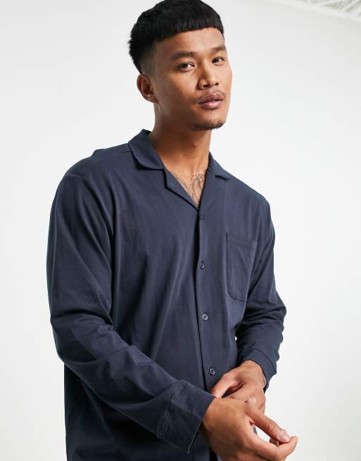 ASOS DESIGN pyjama set with long sleeve shirt and trousers in navy jersey, 4 of 4